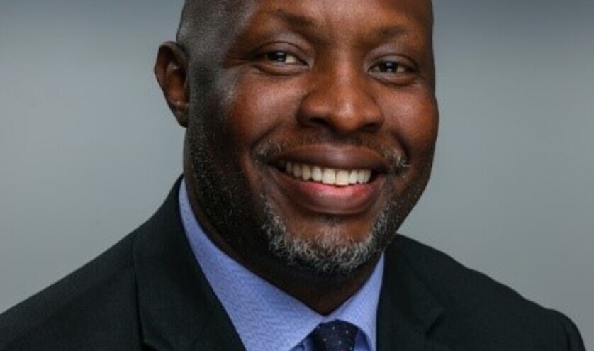 Edwin Ndlovu (c) NELFT