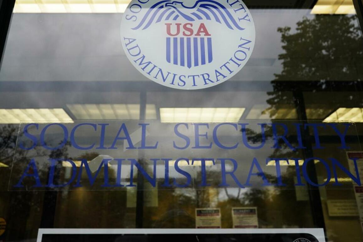 DOGE cuts bring chaos, long waits at Social Security for seniors