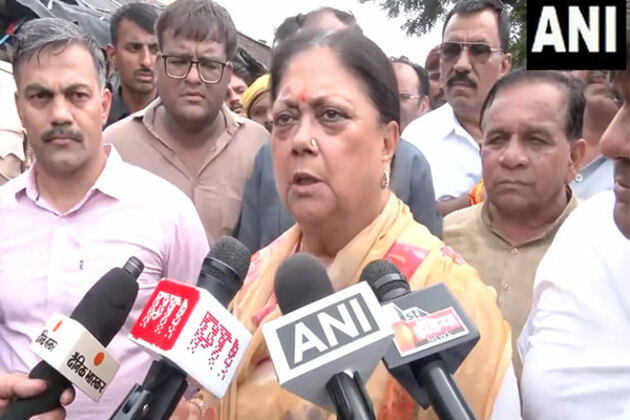 Rajasthan: Vasundhara Raje meets kin of students killed in school roof collapse in Jhalawar