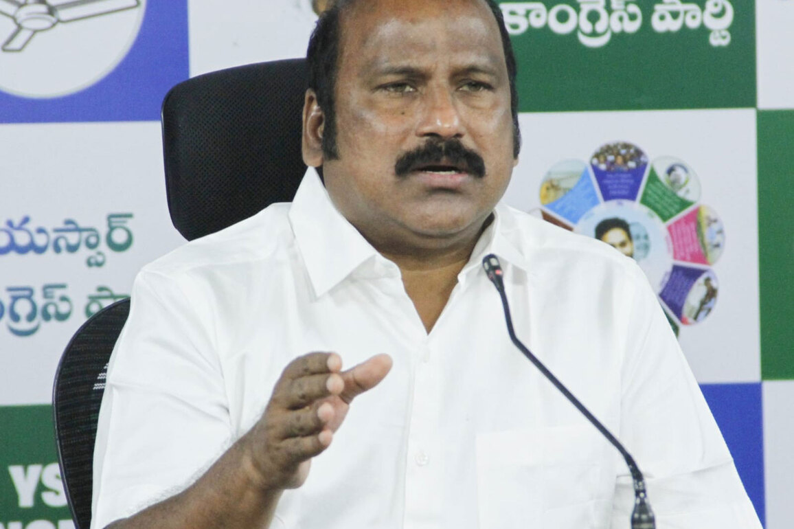 YSRCP leader Sudhakar Babu calls murder of party activist a "government killing"