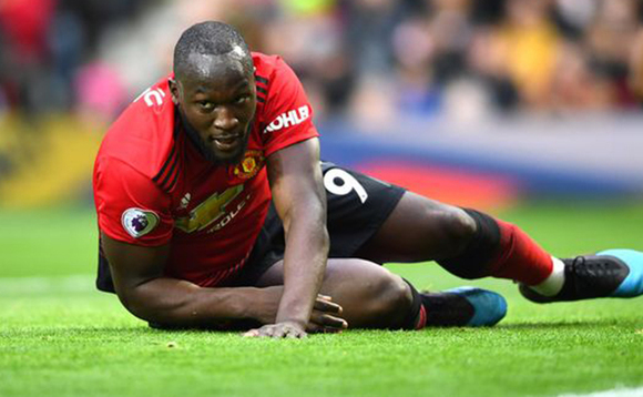 Lukaku omuteebi wa ManU abasattiza olw'obuvune.. Lukaku omuteebi wa ManU abasattiza olw'obuvune..