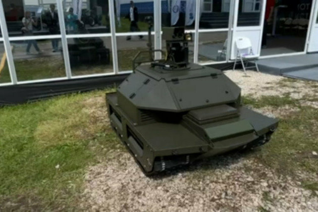Russian defense giant reveals laser-equipped robot