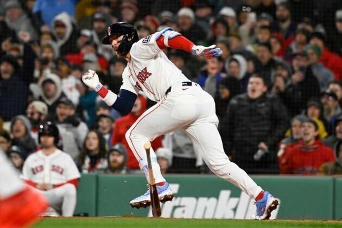 Trevor Story's RBI double breaks deadlock, leads Red Sox past Brewers