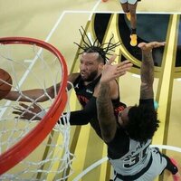 Knicks ride 4th-quarter surge past Spurs to win NBA Cup