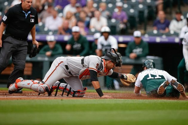Giants overcome four-run deficit to beat Rockies