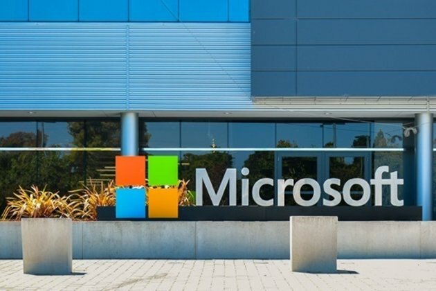 Microsoft back in phone business with folding Android device