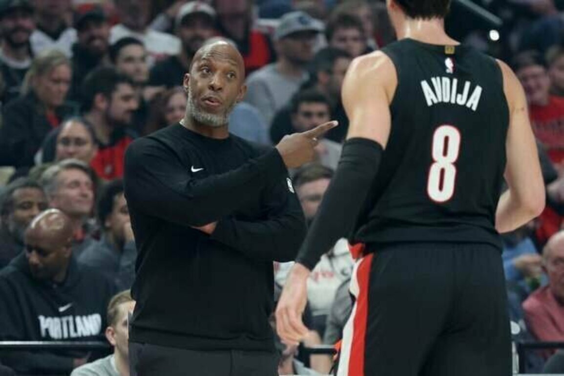 NBA's Chauncey Billups, Terry Rozier arrested in gambling probe