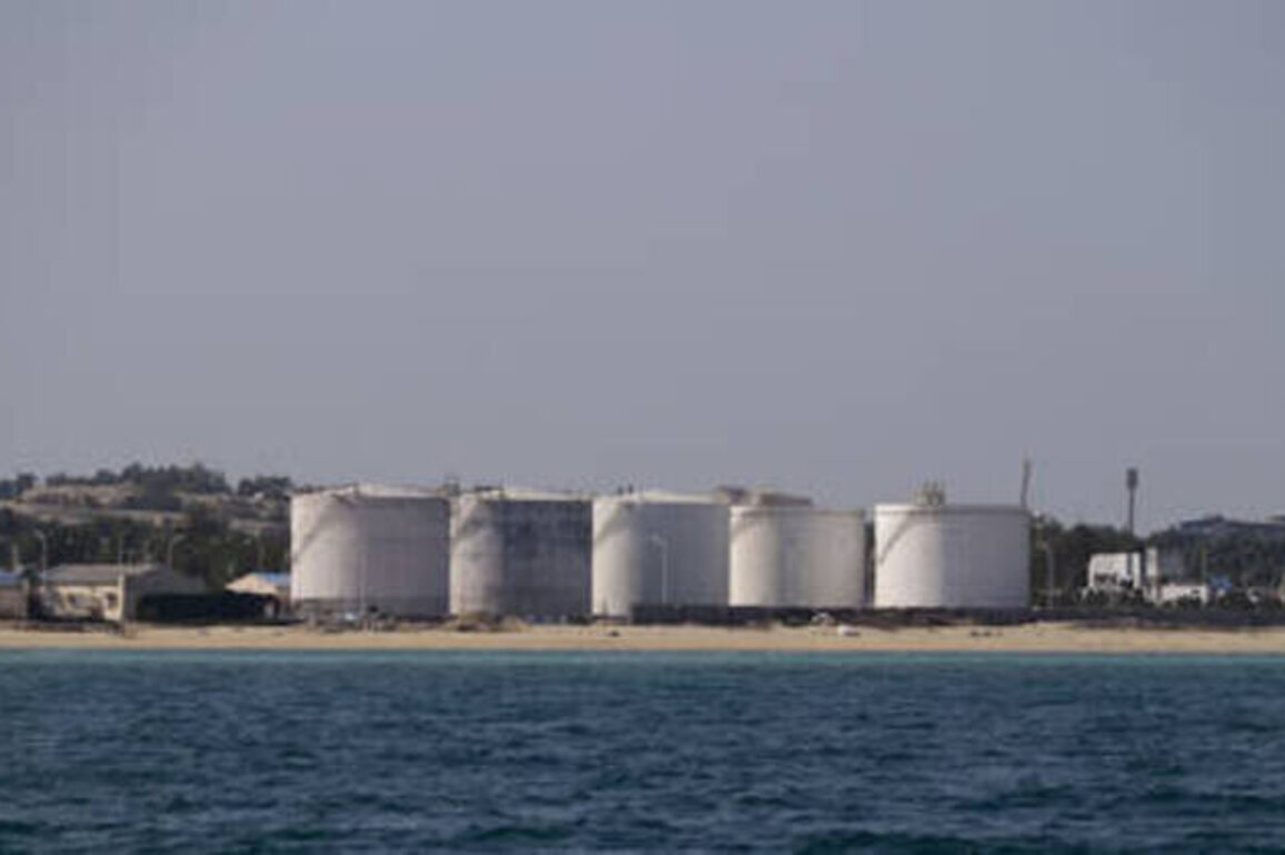 Trump eyes seizure of key Iranian oil island - Axios