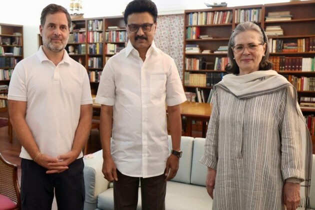 TN CM Stalin meets Sonia Gandhi, Rahul Gandhi ahead of NITI Aayog meet in Delhi