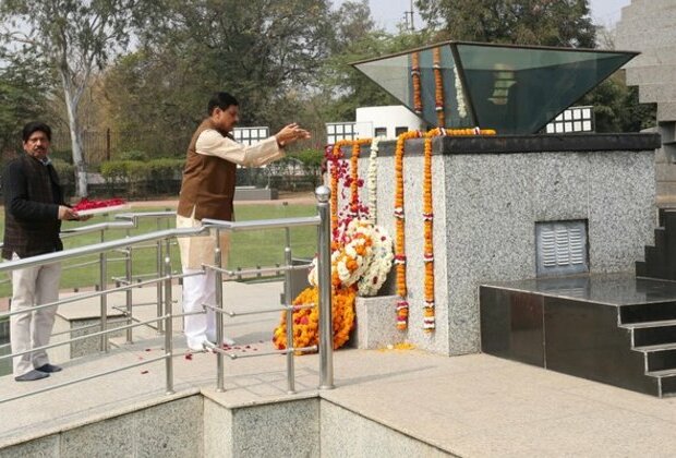 MP CM Mohan Yadav pays tribute to martyrs of Pulwama attack at Shaurya Smarak in Bhopal