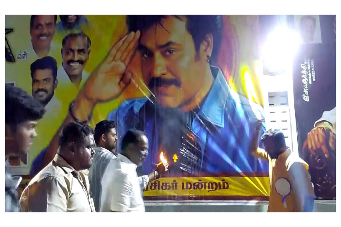 Rajinikanth's fans celebrate re-release of his film 'Padayappa' in Madurai