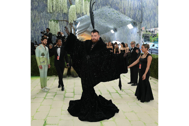 Sam Smith adds dramatic touch to Met Gala