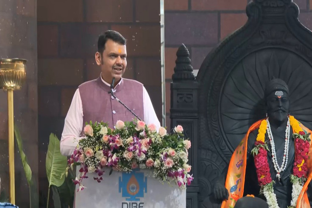 Rajnath Singh approved four defence corridors in Pune, Nashik, Ahmednagar and Nagpur: Maharashtra CM Fadnavis
