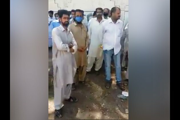 Coronavirus: Sindh, PoK governments abandon Kashmiri migrant workers