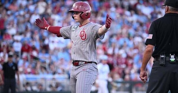 Oklahoma overpowers No. 5 North Carolina in Game 3 to win MCWS title