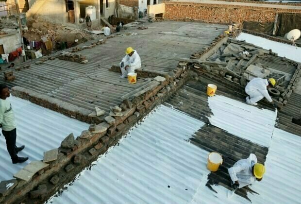 Indian slums get 'cool roofs' to combat extreme heat