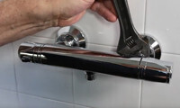 How to install the Dene Cool Touch Bar Mixer from Triton