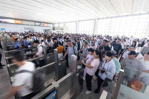 #CHINA-SUMMER TRAVEL SEASON-NEW TRAIN SCHEDULE (CN)