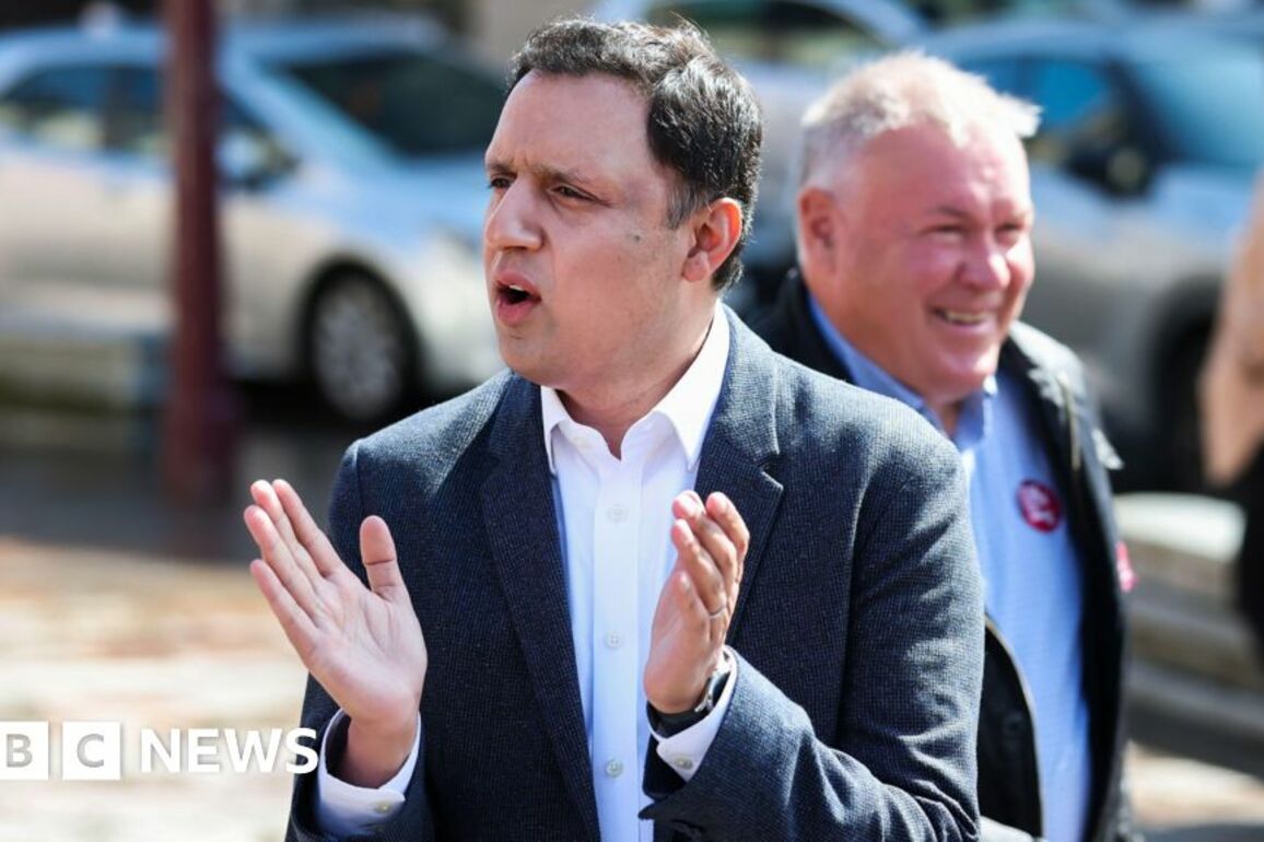 Sarwar accuses Swinney of 'dishonest' by-election campaign