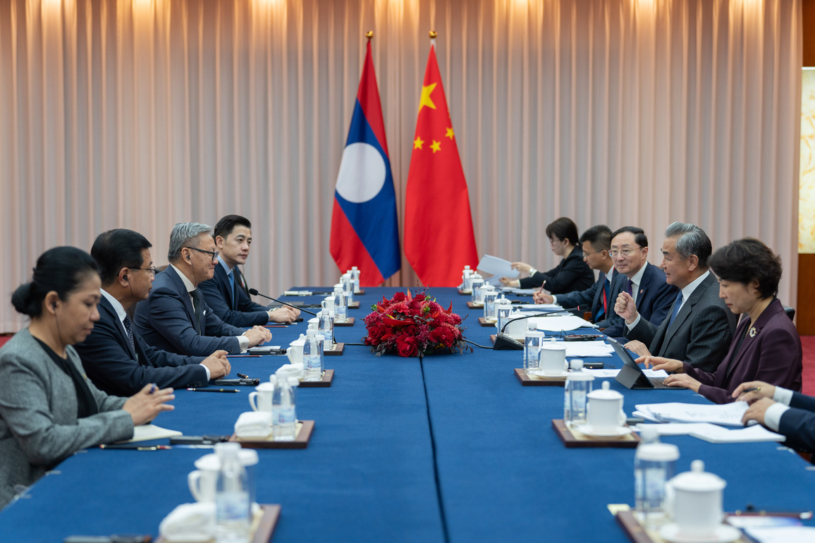 CHINA-YUNNAN-WANG YI-LAO FM-MEETING (CN)