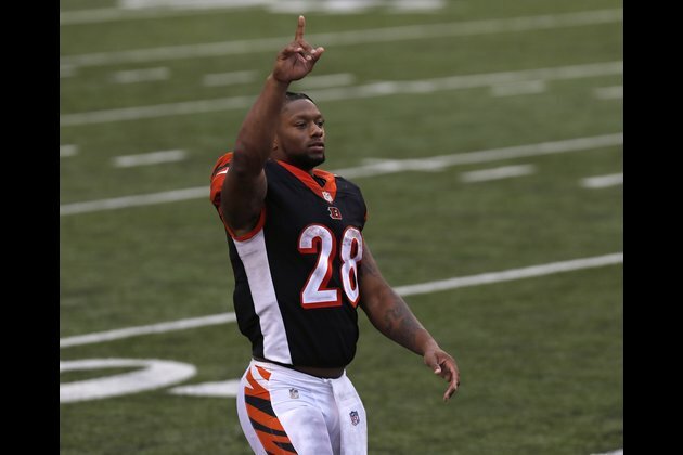 Bengals place RB Mixon (foot) on injured reserve