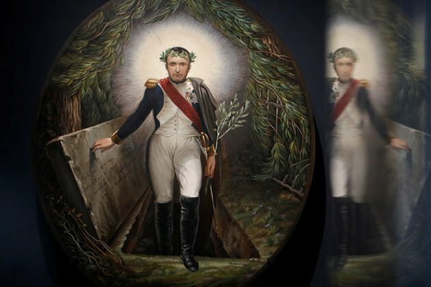 France: Napoleon Bonaparte hat fetches record USD 2.1 million at Paris auction