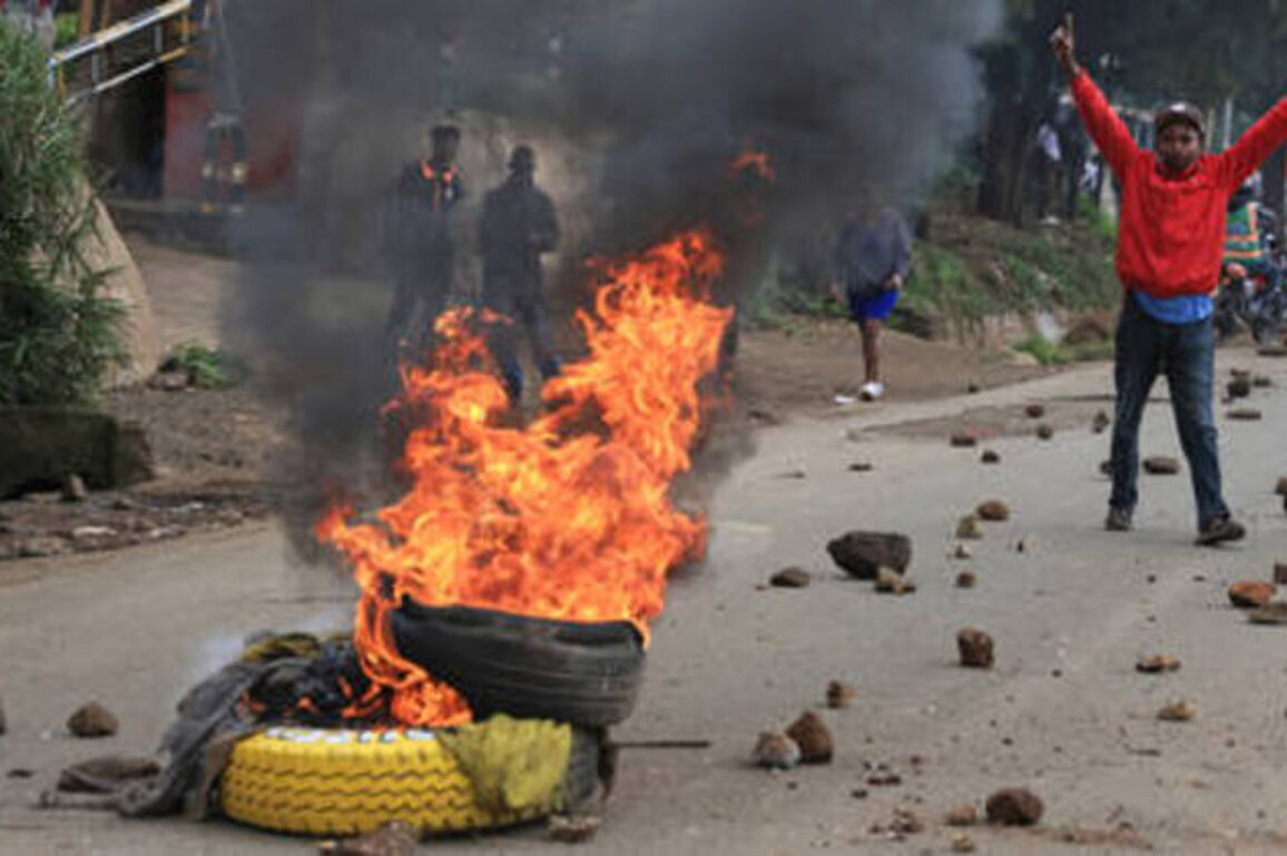 Fuel price hike protests turn deadly in Kenya (VIDEOS)