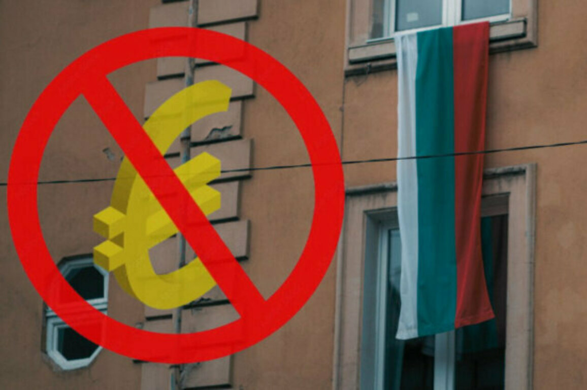 Half of Bulgarians Oppose Eurozone Membership, Survey Finds