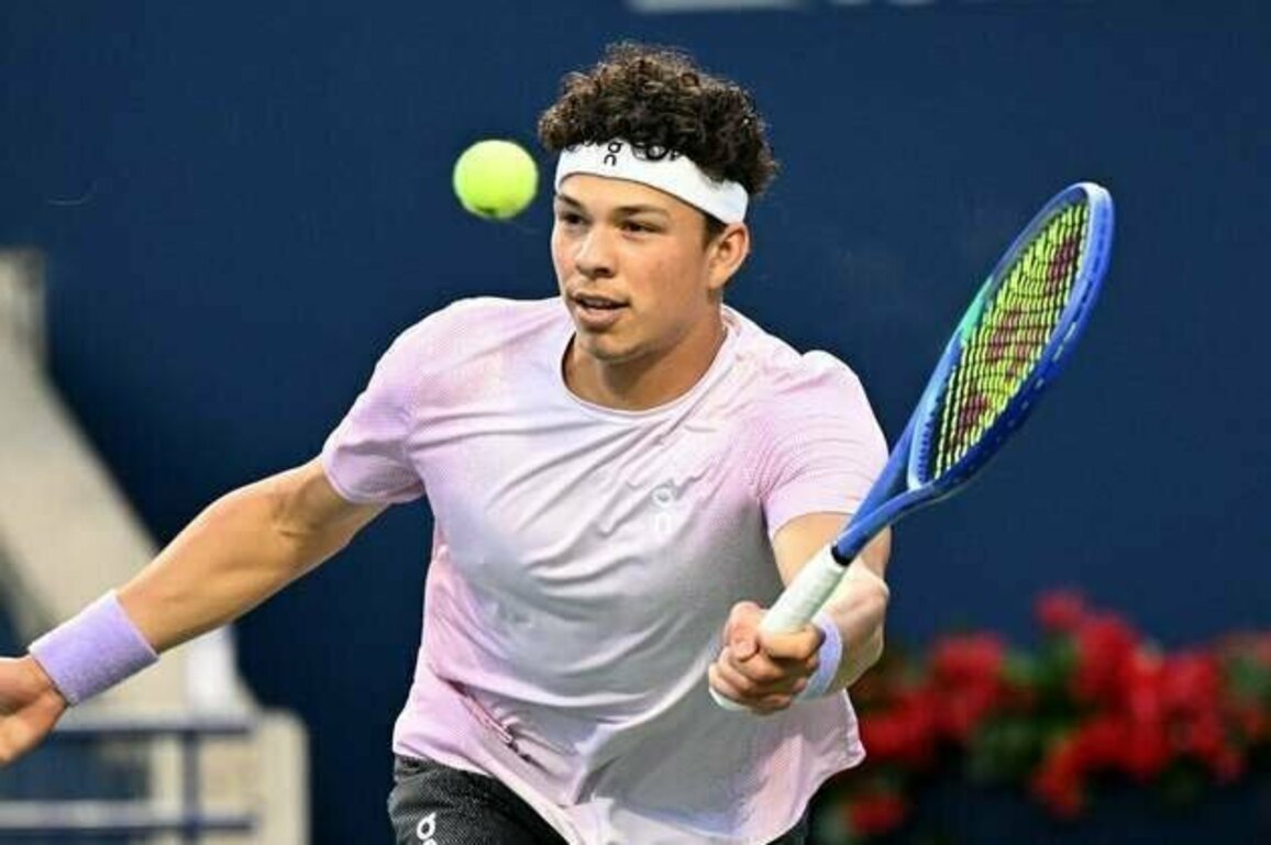 Ben Shelton comes back to claim Toronto title in three sets