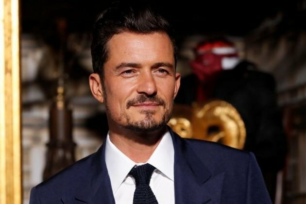 Orlando Bloom urges fans to help him find his missing dog, Mighty