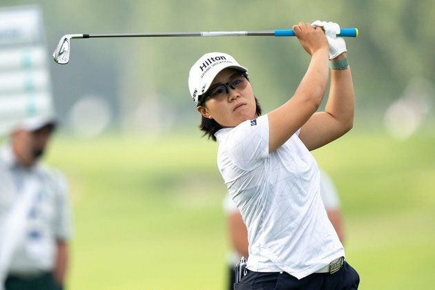 Nasa Hataoka, Ruoning Yin tied for Tour Championship lead