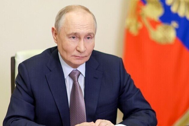 Putin congratulates Russians on anniversary of Crimea reunification 