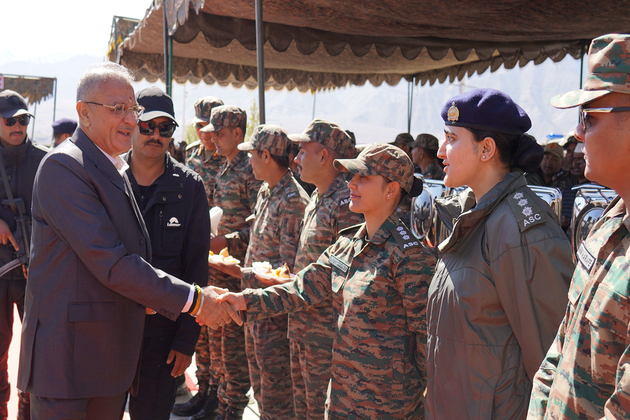 Ladakh LG Kavinder celebrates Diwali with Army personnel, Hails their contribution in safeguarding border areas