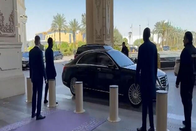 US, Russia negotiators begin talks in Saudi Arabia's Riyadh