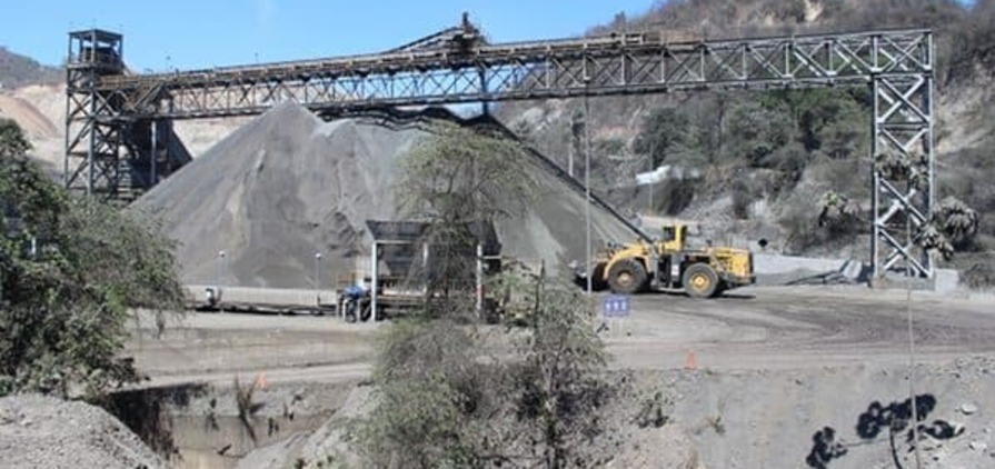 Mina de minério de ferro Las Encinas Aquila, no México