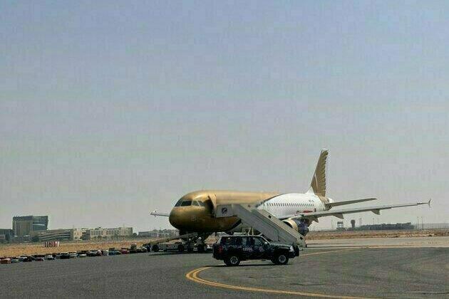 Aircraft safely lands at Kuwait Airport after false bomb alarm