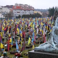 Overwhelmed By Number Of Fallen Soldiers, Lviv Opens New Burial Site 