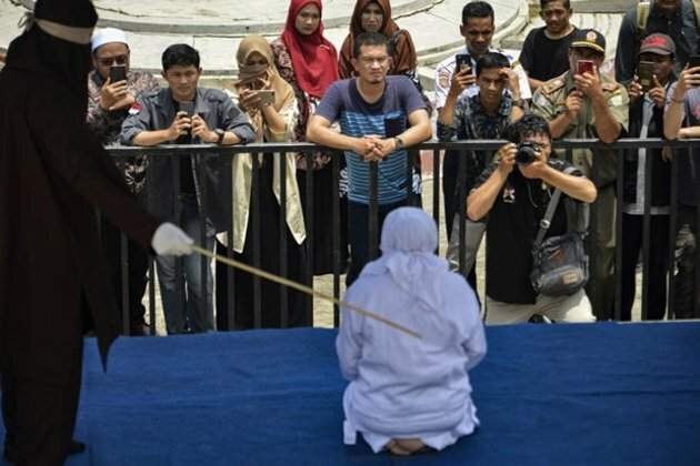 Non-marital sex ban delayed by Indonesian president