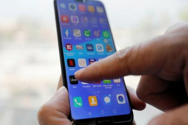 Japan to launch antitrust probe into Google, Apple