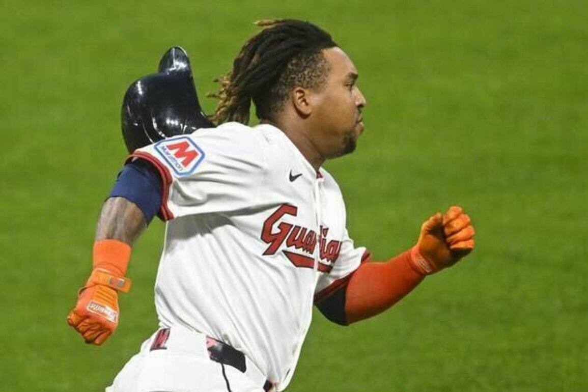 Guardians seek 6th straight win in rematch vs. Royals