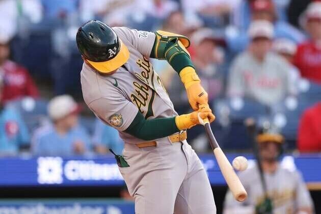 Athletics sock 4 homers, capture series finale vs. Phillies