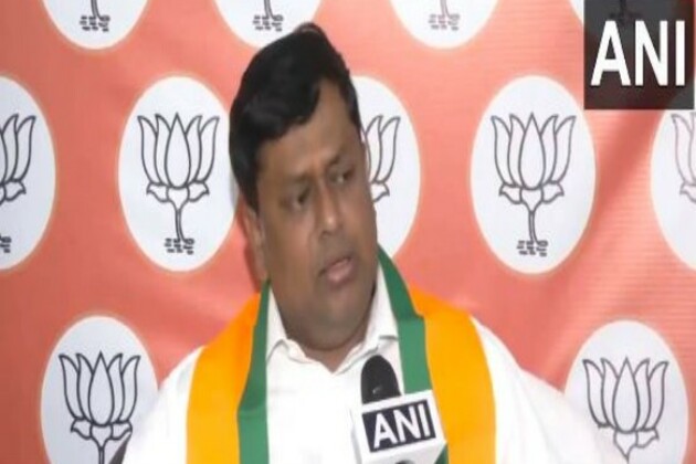 "CM Mamata handed Bengal to Jihadis for vote": BJP on Murshidabad violence