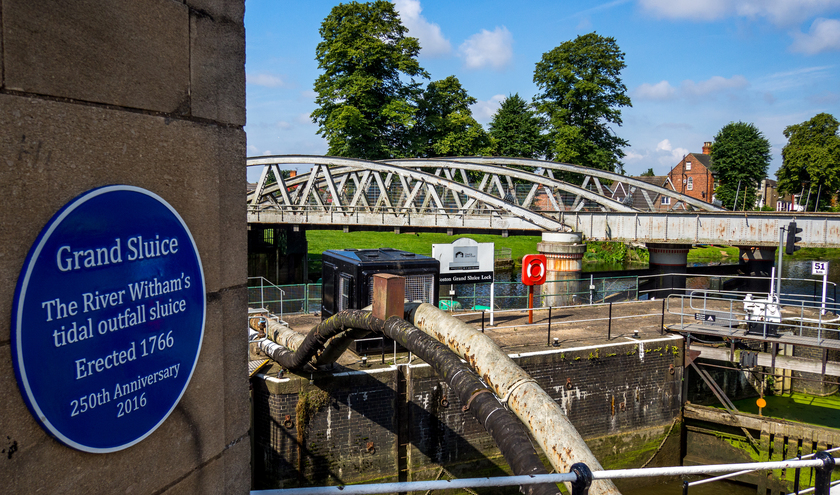 Grand Sluice on River Witham in Boston, Lincolnshire © MaybeImaLeo/Shutterstock.com  