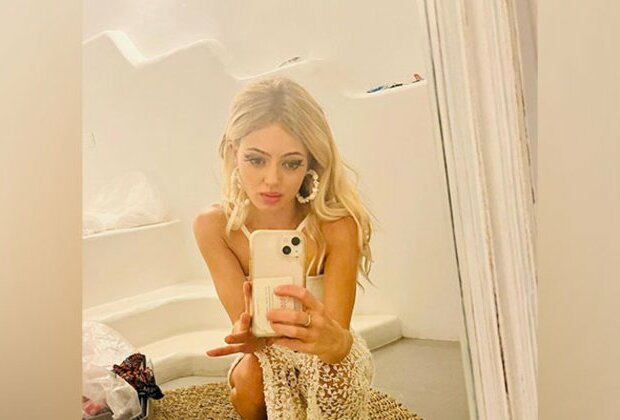 American writer Cat Marnell celebrates 1 month of sobriety