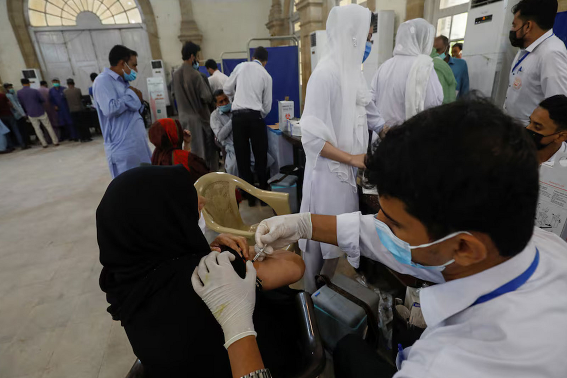 Policy delays leave Pakistan short of critical medicines