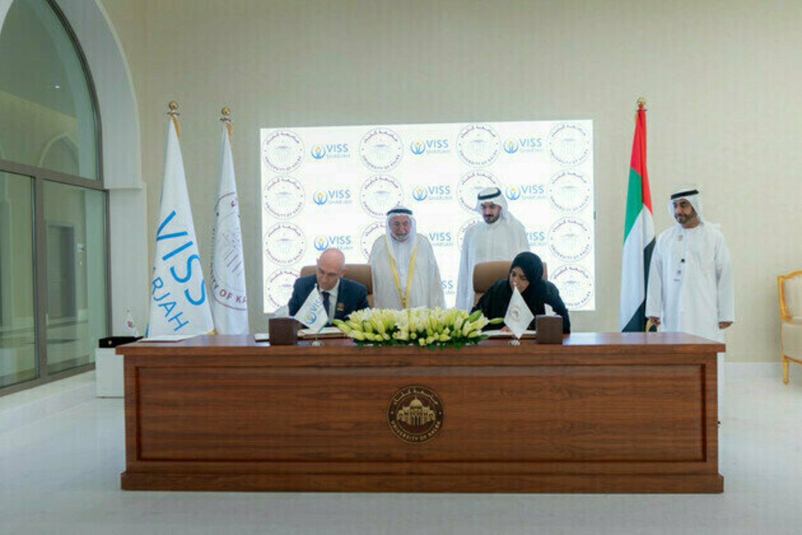 Sharjah Ruler witnesses MoU signing between University of Kalba, Victoria School