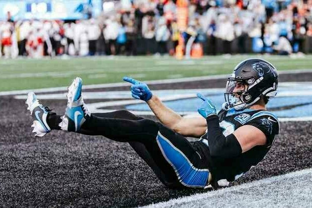Best of Social: Thielen continues to receive praise from stars