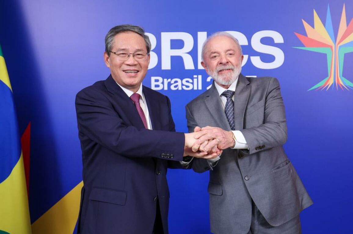Chinese premier says to expand cooperation with Brazil in digital economy, aerospace