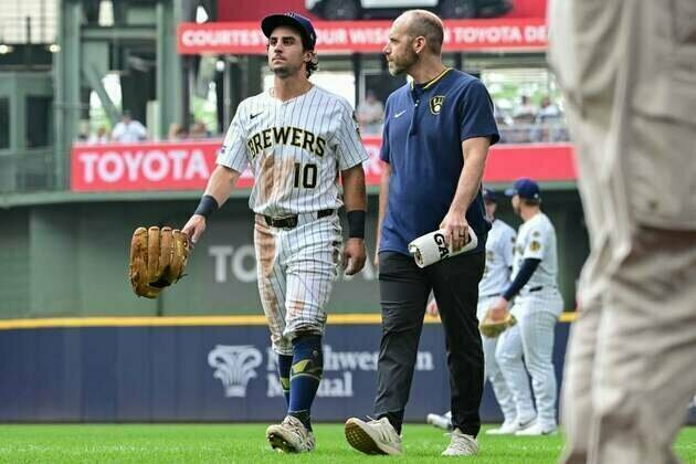 Brewers OF Sal Frelick exits game with hamstring injury