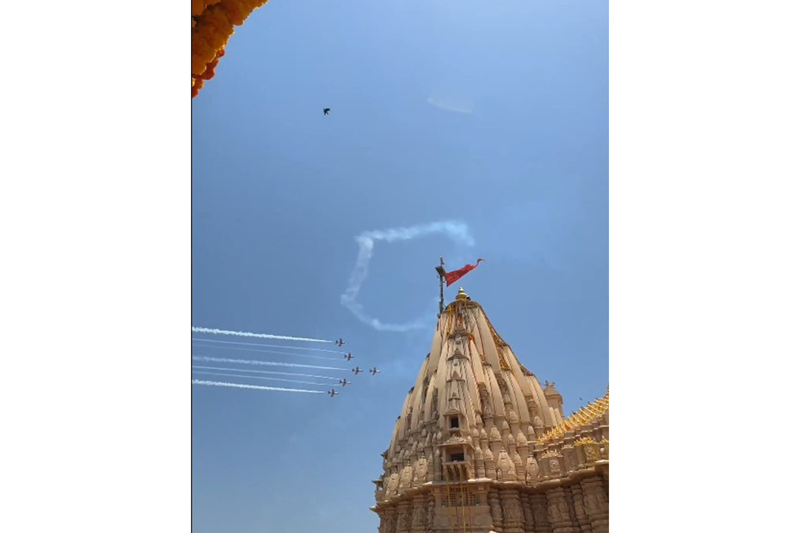 IAF's Suryakiran flypast in Somnath fills hearts with pride: PM Modi